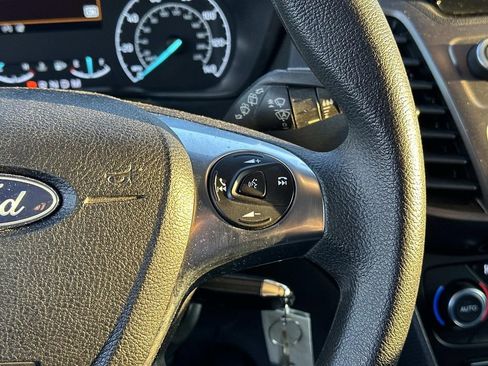 Used 2023 Ford Transit Connect XLT image 20