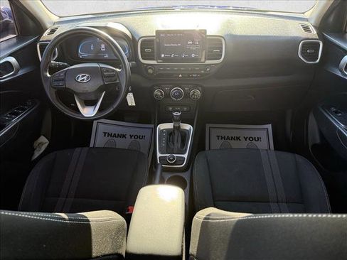 Certified 2023 Hyundai Venue SEL image 12