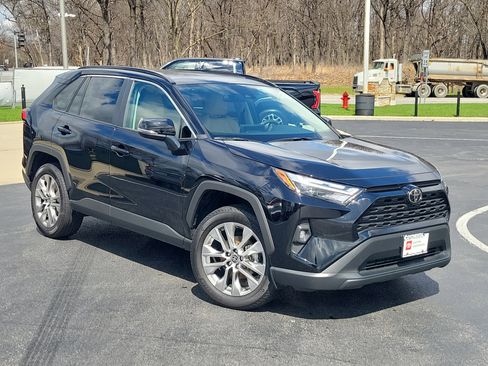 Certified 2025 Toyota RAV4 XLE Premium image 34