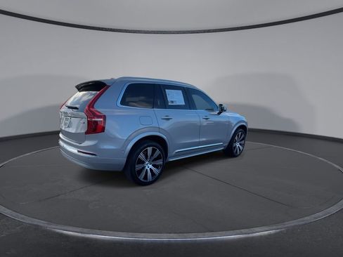 Used 2023 Volvo XC90 B6 Ultimate w/ Protection Package Premier AWD/4WD image 9