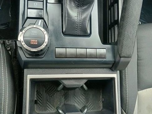 Used 2025 Toyota Tacoma TRD Sport w/ TRD Sport Upgrade Package AWD/4WD image 31