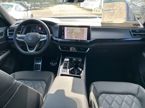 New 2026 Volkswagen Atlas Cross Sport SEL Premium R-Line image 10