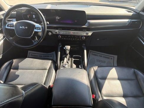 Used 2025 Kia Telluride S AWD/4WD image 29