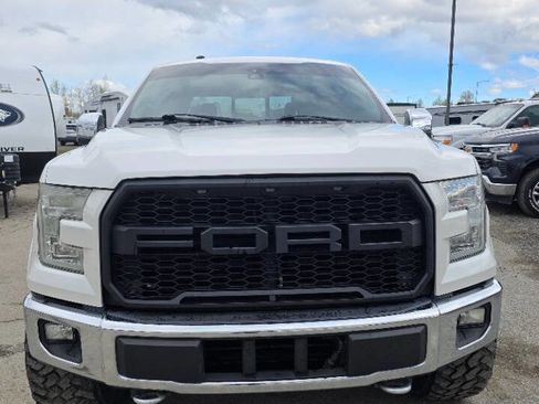 Used 2016 Ford F150 Lariat w/ Equipment Group 502A Luxury AWD/4WD image 3