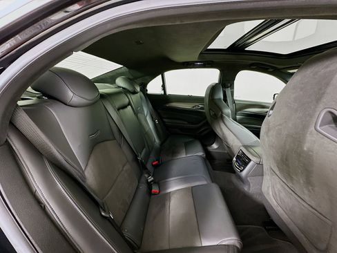 Used 2019 Cadillac CTS V w/ Carbon Fiber Package RWD image 30