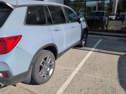 Used 2023 Honda Passport EX-L image 5