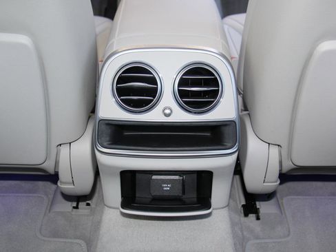 Used 2015 Mercedes-Benz S 550 Sedan image 22