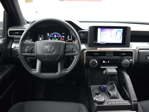 Used 2026 Toyota Tacoma SR5 image 14