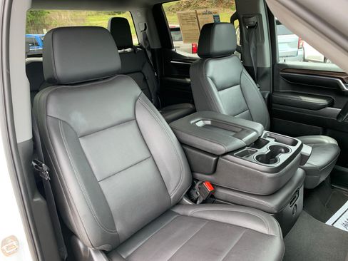 Used 2024 GMC Sierra 1500 SLT AWD/4WD image 45
