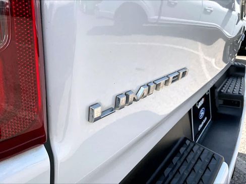 Used 2023 RAM 1500 Limited w/ Body Color Bumper Group AWD/4WD image 12