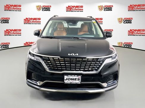 Used 2024 Kia Carnival SX FWD image 12