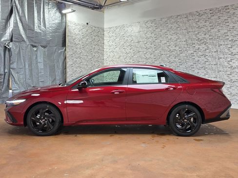 New 2026 Hyundai Elantra Sport image 5