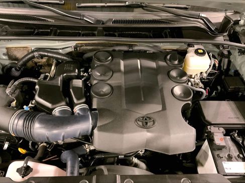 Used 2023 Toyota 4Runner TRD Off-Road Premium w/ Off Road Premium Plus Package AWD/4WD image 29