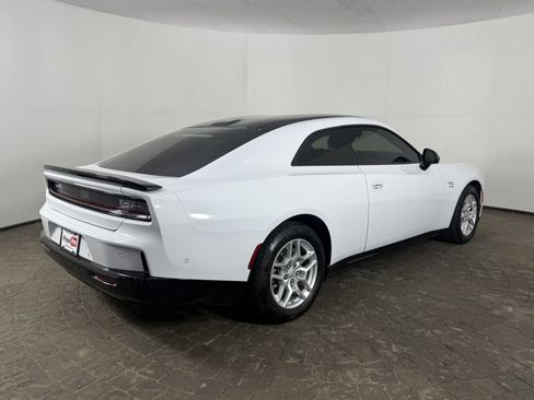 Used 2025 Dodge Charger Daytona R/T w/ Quick Order Package 25M R/T image 9