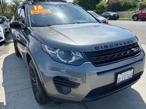 Used 2016 Land Rover Discovery Sport SE AWD/4WD image 5