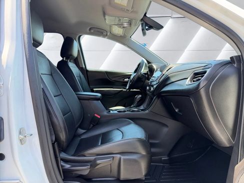 Used 2019 Chevrolet Equinox Premier FWD image 17