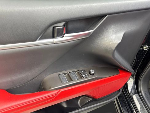 Used 2024 Toyota Camry XSE FWD image 32