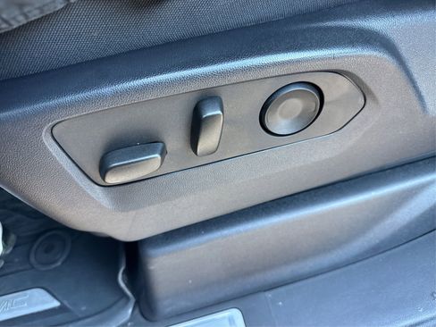 Used 2024 GMC Sierra 1500 Elevation image 24