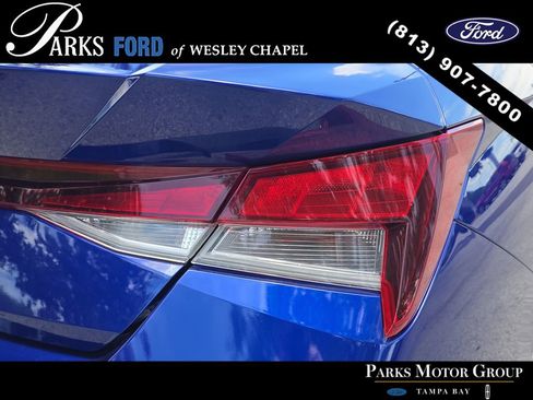 Used 2021 Hyundai Elantra SEL w/ Convenience Package FWD image 7