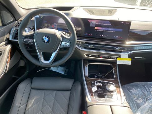 New 2026 BMW X5 xDrive40i w/ Premium Package AWD/4WD image 9