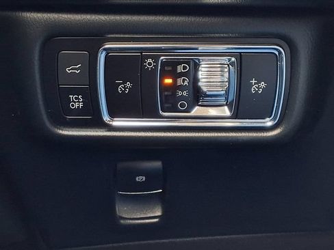 Used 2023 Lincoln Nautilus Reserve FWD image 15