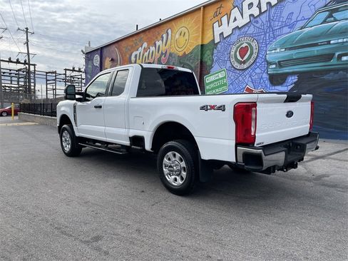 Used 2023 Ford F250 XLT w/ Snow Plow Prep Package image 3