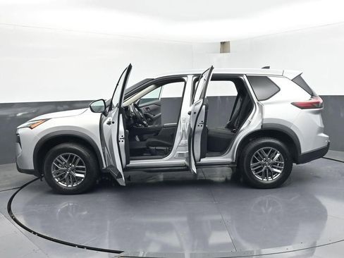 Used 2024 Nissan Rogue S AWD/4WD image 49