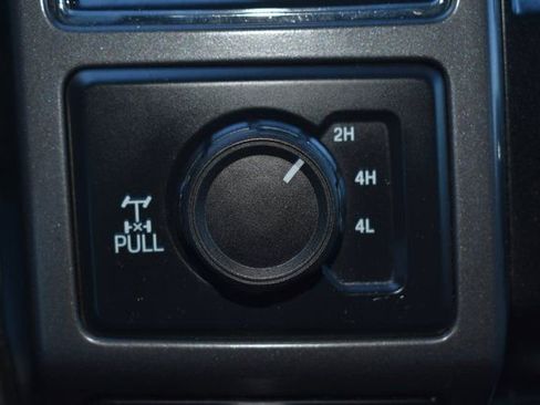 Used 2017 Ford F150 XLT w/ Equipment Group 302A Luxury image 22