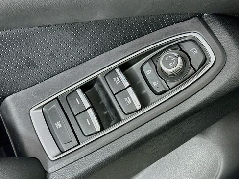 Used 2024 Subaru Ascent Touring AWD/4WD image 18