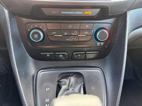 Used 2022 Ford Transit Connect XL image 19