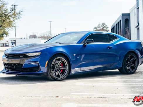 Used 2019 Chevrolet Camaro SS image 42