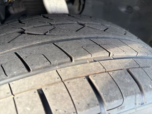 Used 2022 Mercedes-Benz GLS 450 4MATIC image 27