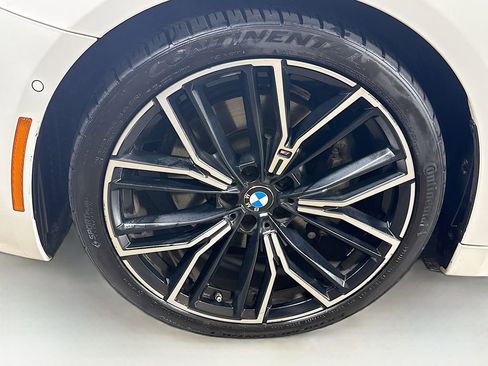 Used 2022 BMW 530i w/ M Sport Package image 40