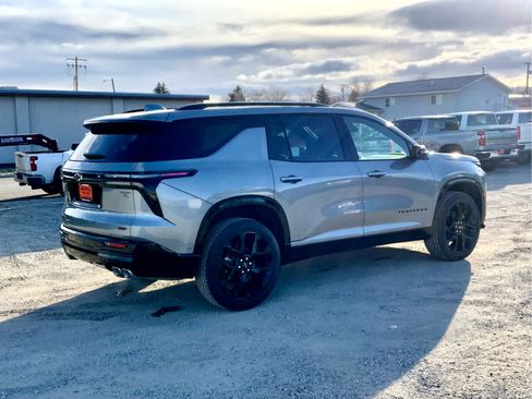 New 2026 Chevrolet Traverse RS w/ LPO, Floor Liner Package image 5