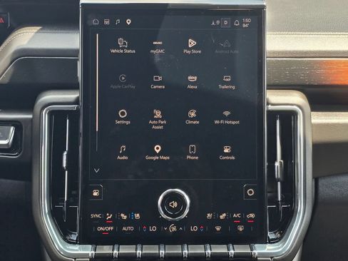 Certified 2025 GMC Yukon XL Denali AWD/4WD image 17