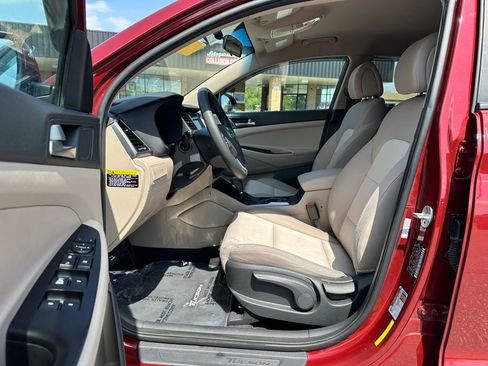 Used 2018 Hyundai Tucson SE AWD/4WD image 29