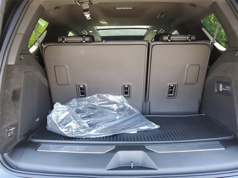 New 2025 Cadillac Escalade Premium Luxury w/ LPO, Floor Liner Package image 8