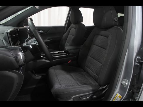 Used 2025 Chevrolet Equinox LT AWD/4WD image 5