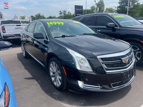 Used 2016 Cadillac XTS Luxury w/ Driver Awareness Package FWD image 2