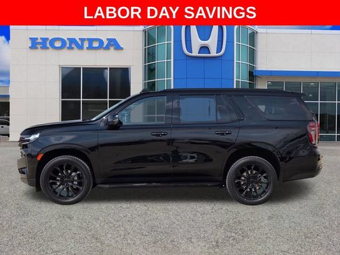 Used 2023 Chevrolet Tahoe RST w/ Luxury Package AWD/4WD image 6