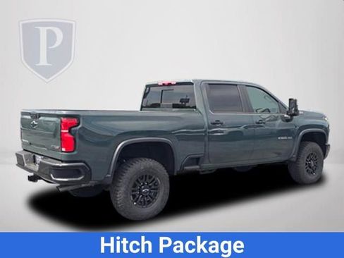 New 2026 Chevrolet Silverado 2500 ZR2 AWD/4WD image 6