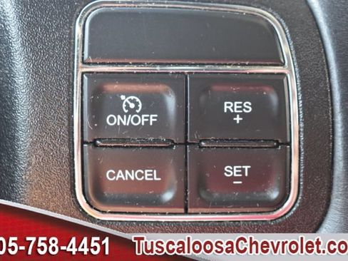 Used 2018 Jeep Wrangler Unlimited Sahara w/ Connectivity Group AWD/4WD image 28