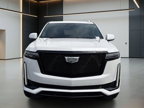 Certified 2023 Cadillac Escalade ESV Sport Platinum w/ LPO, ONYX Package AWD/4WD image 9
