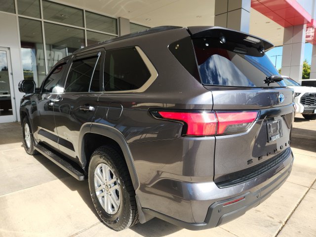 Used 2024 Toyota Sequoia SR5 w/ SR5 Premium Package AWD/4WD image 9