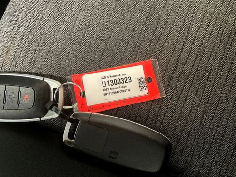 Certified 2023 Nissan Rogue SV image 31