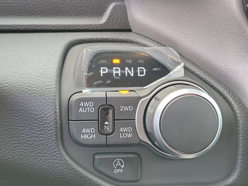 New 2026 RAM 1500 Big Horn AWD/4WD image 10