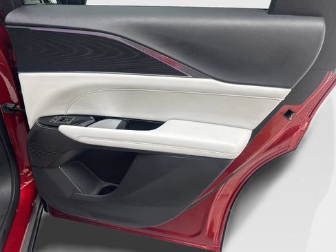 Used 2024 Cadillac Lyriq Luxury RWD image 42