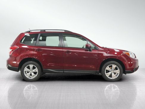 Used 2014 Subaru Forester 2.5i Premium w/ All-Weather Package AWD/4WD image 6