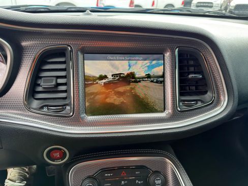 Used 2015 Dodge Challenger SRT Hellcat image 23