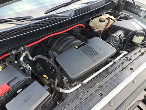 Used 2019 Chevrolet Silverado 1500 LTZ w/ LTZ Convenience Package image 24